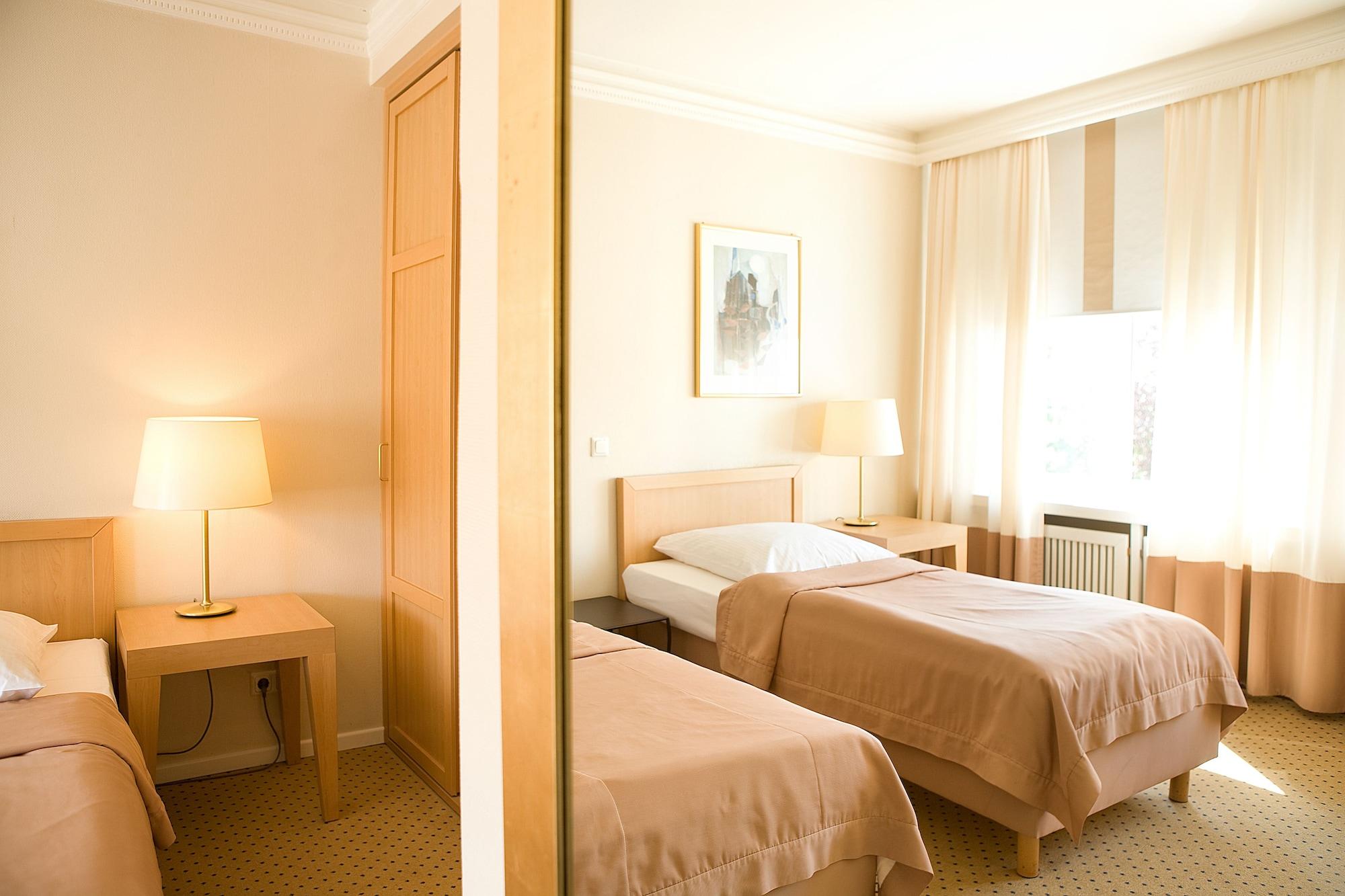 Relexa Hotel Bellevue An Der Alster Хамбург Екстериор снимка