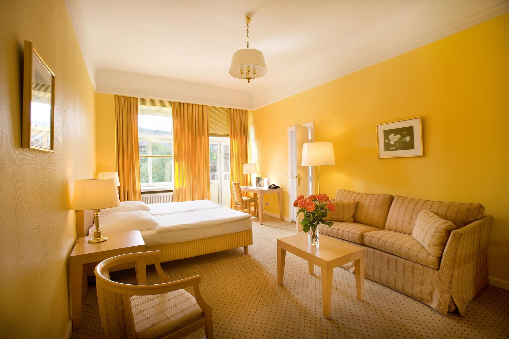 Relexa Hotel Bellevue An Der Alster Хамбург Екстериор снимка