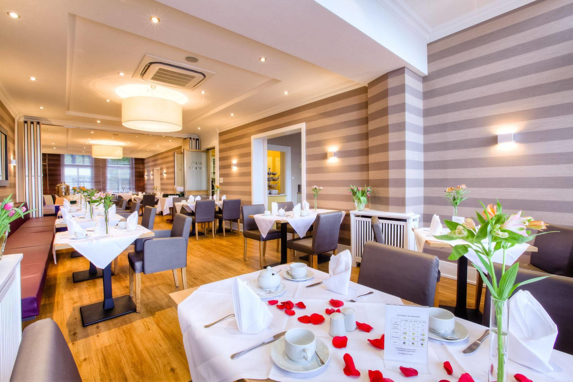 Relexa Hotel Bellevue An Der Alster Хамбург Екстериор снимка